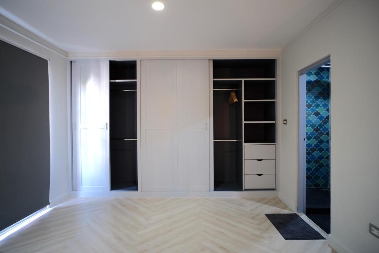 Baan Khun Pra Duplex Rm3 Bangkok Daire Dış mekan fotoğraf