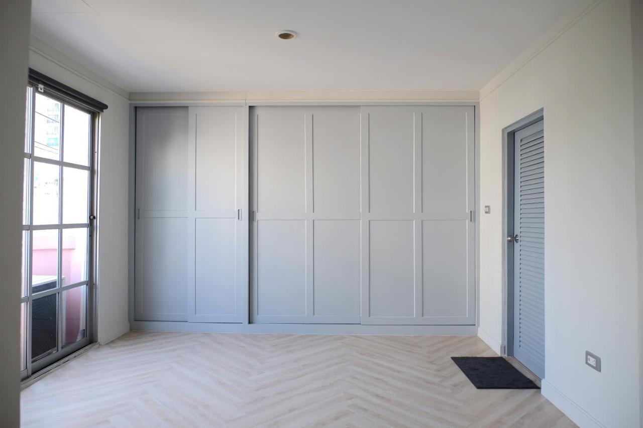 Baan Khun Pra Duplex Rm3 Bangkok Daire Dış mekan fotoğraf