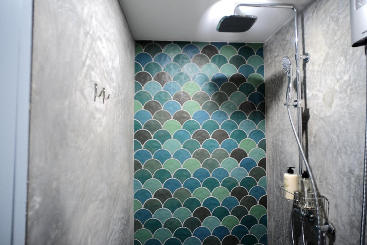 Baan Khun Pra Duplex Rm3 Bangkok Daire Dış mekan fotoğraf