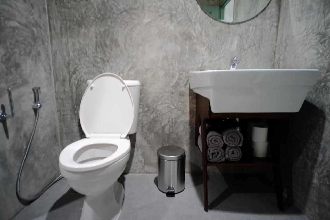 Baan Khun Pra Duplex Rm3 Bangkok Daire Dış mekan fotoğraf