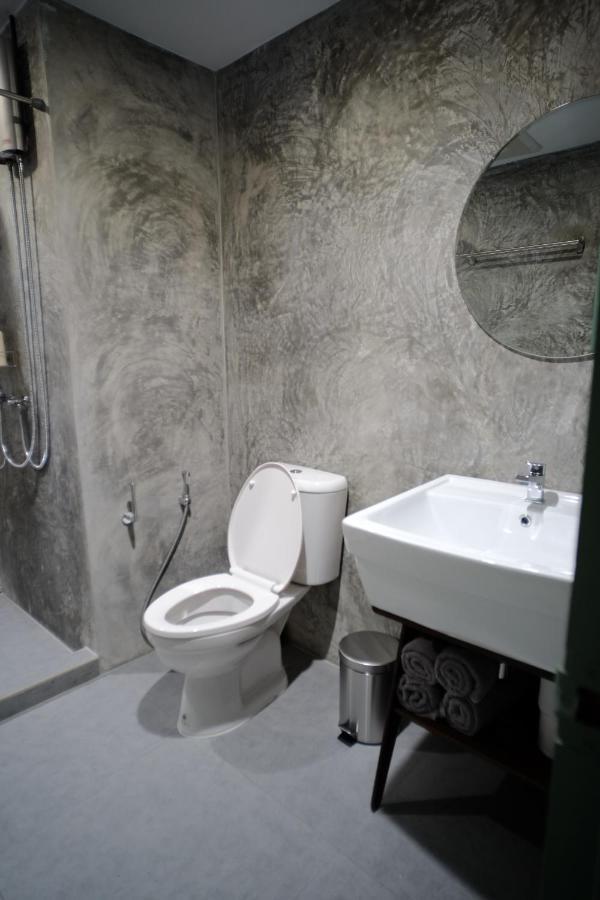 Baan Khun Pra Duplex Rm3 Bangkok Daire Dış mekan fotoğraf
